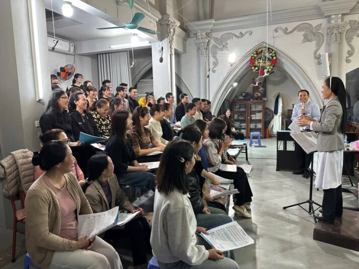 fb-732768673513037_1178793534377529