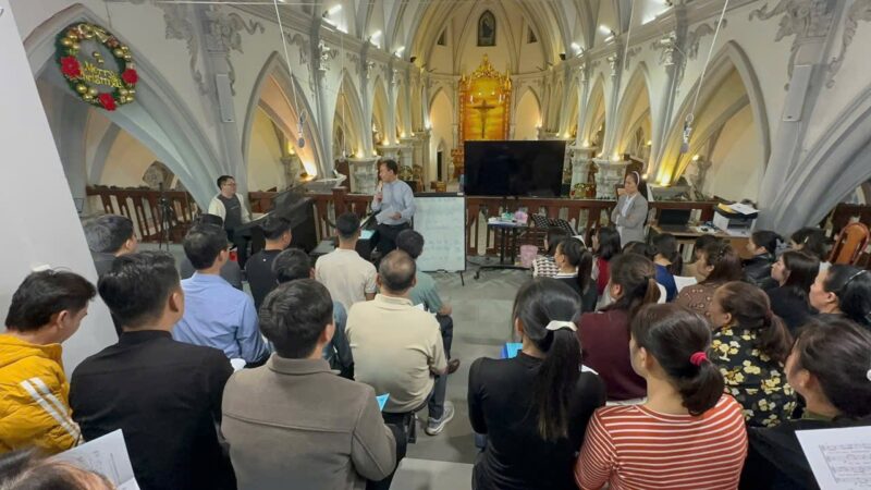 fb-732768673513037_1178793534377529