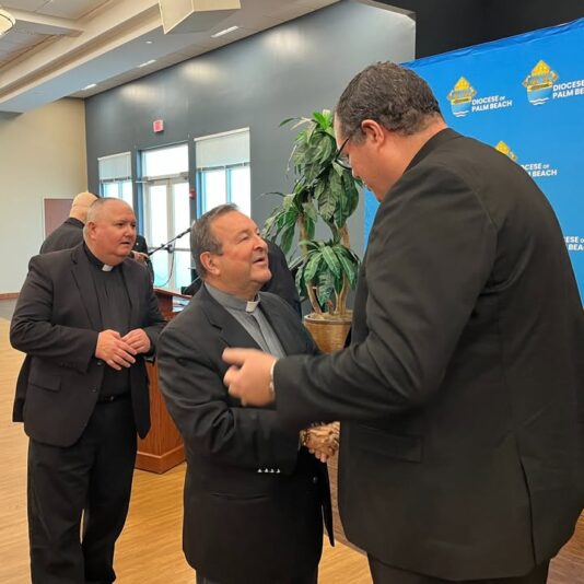 fb-325330457584074_1294294589408035