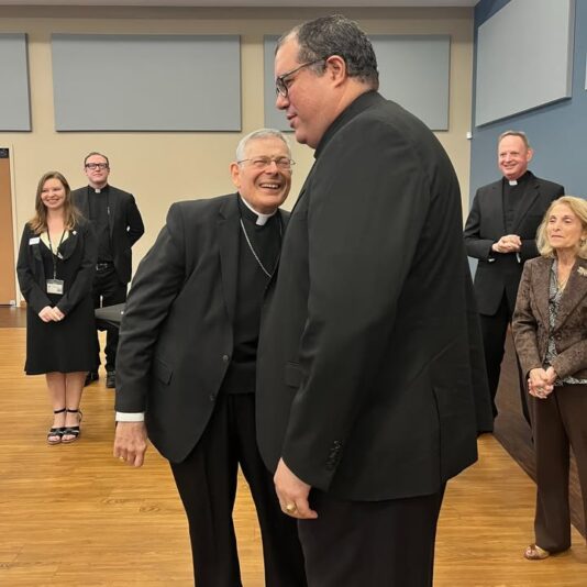 fb-325330457584074_1294294589408035