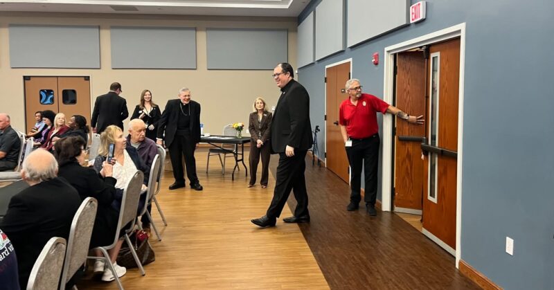 fb-325330457584074_1294294589408035