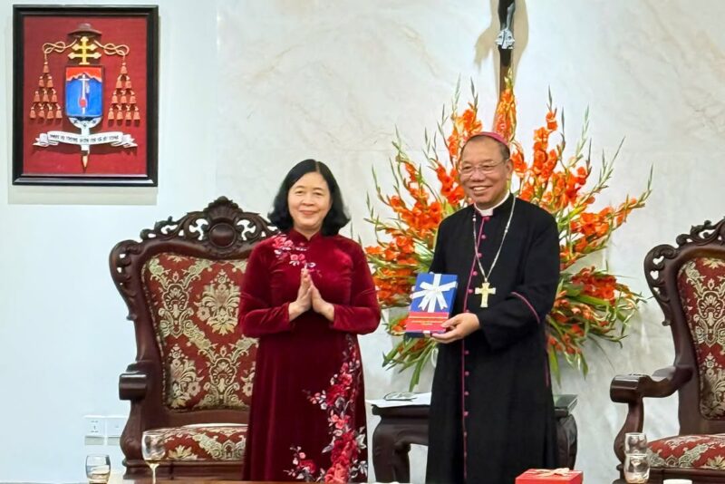 fb-1578851229095483_1272647194906519