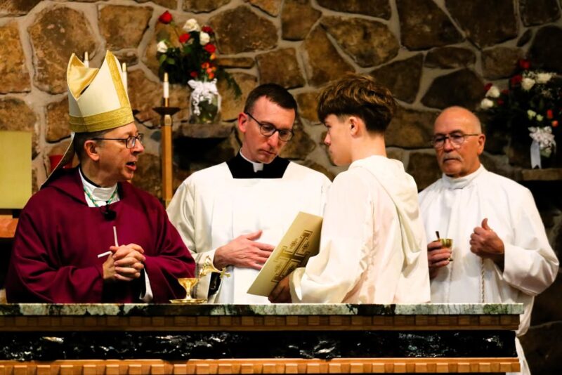 fb-168358359553_1219303723633399