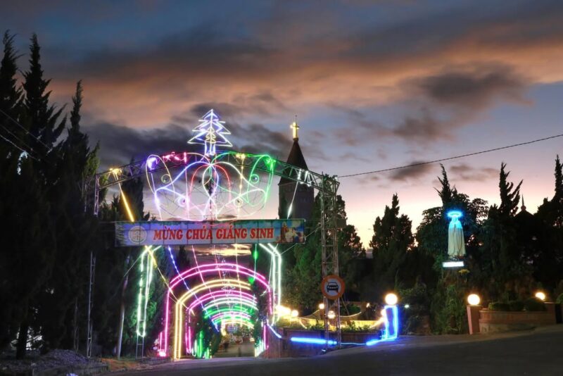 fb-161015470626458_1277223767775028