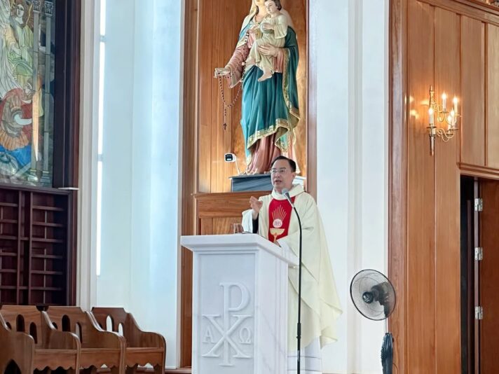 fb-104570015177619_887692390433175