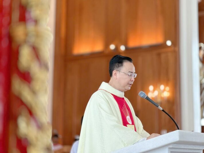 fb-104570015177619_887692390433175