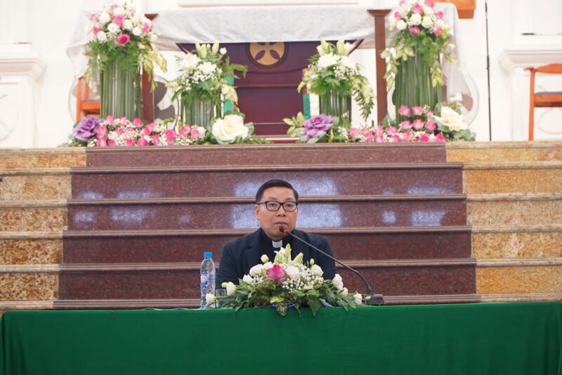 fb-426093730830355_1299010325594633