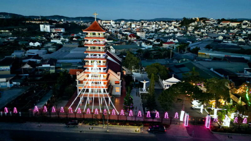 fb-161015470626458_1277572811073457