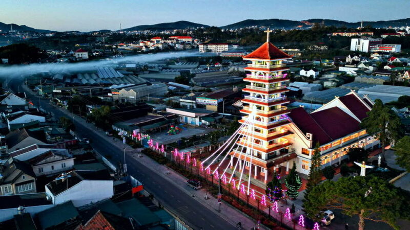 fb-161015470626458_1277572811073457