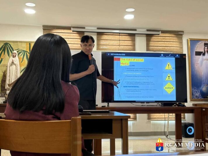 fb-104845338955723_872521635526096