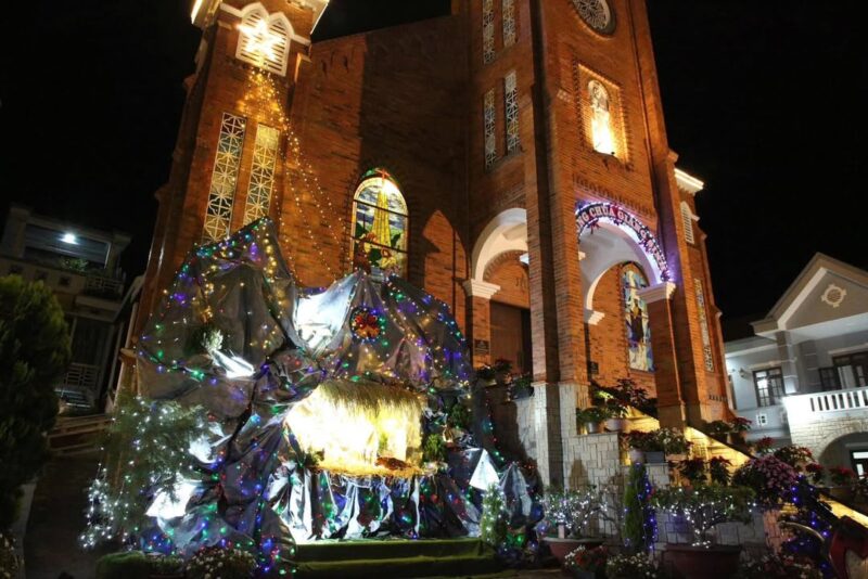 fb-161015470626458_1278243164339755