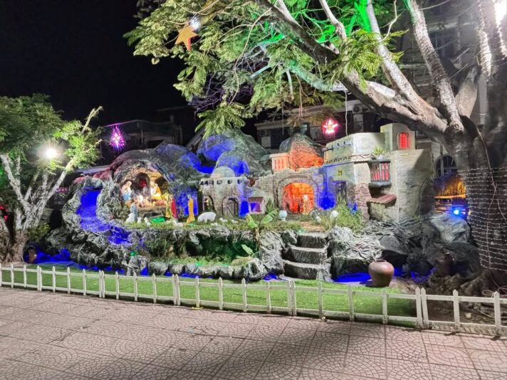 fb-285328895298373_872231652212418