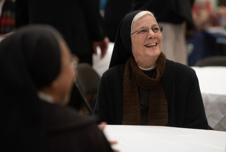 fb-1094082193990443_1323253063177827