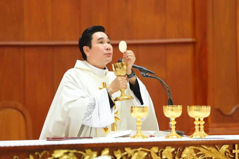 670348577_122229696890301670_6157568168640121261_n