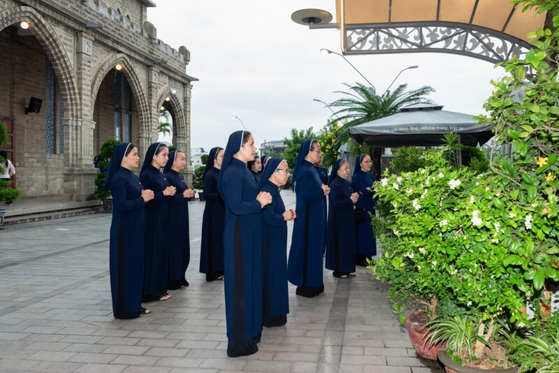 fb-422222558355253_971946488309151