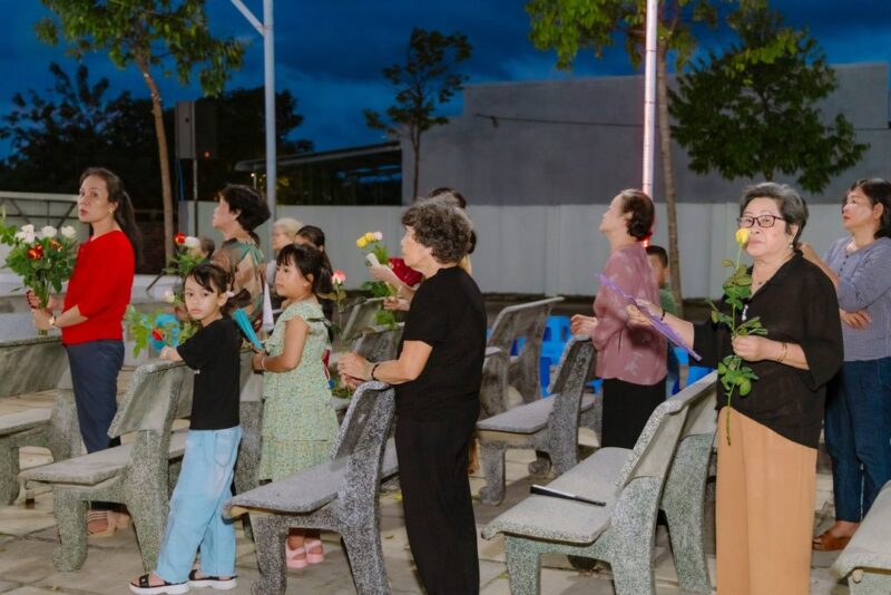 fb-422222558355253_970653808438419