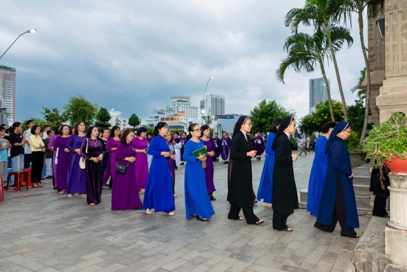 fb-422222558355253_971946488309151