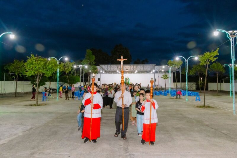 fb-422222558355253_970653808438419