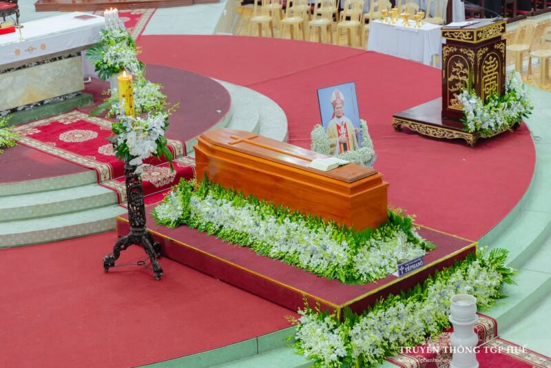 fb-356526171666570_899864055469456