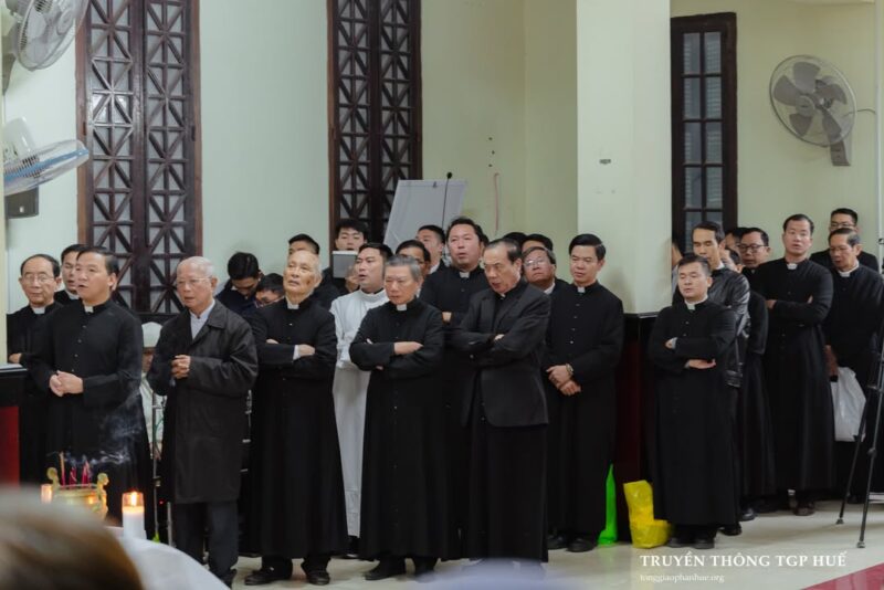 fb-356526171666570_899864055469456