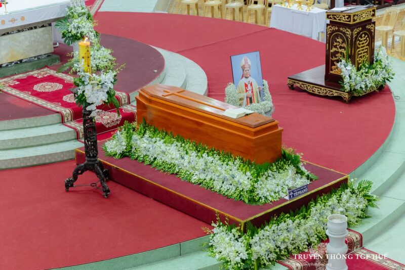 fb-356526171666570_900265102096018