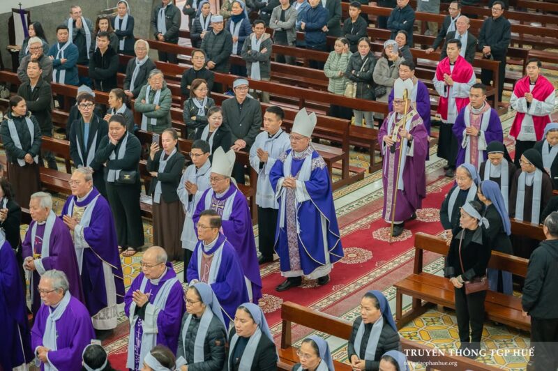 fb-356526171666570_900265102096018