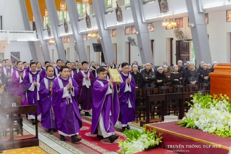 fb-356526171666570_900265102096018