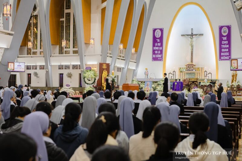 fb-356526171666570_900967848692410