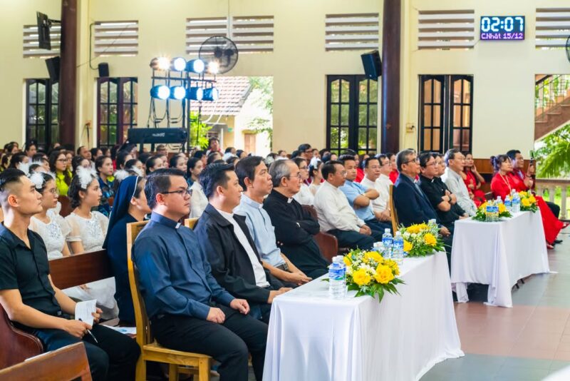 fb-422222558355253_1007147471455719