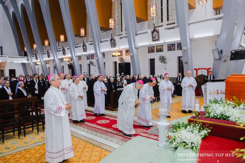 fb-356526171666570_902318518557343