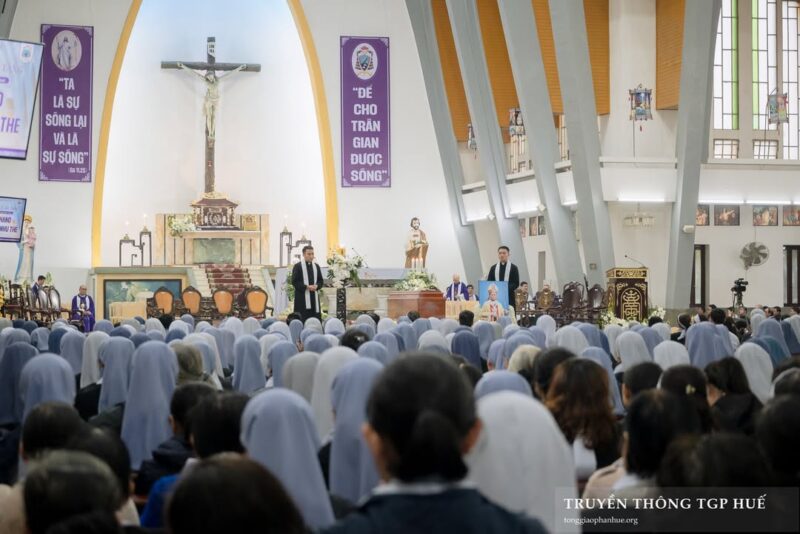 fb-356526171666570_903039525151909