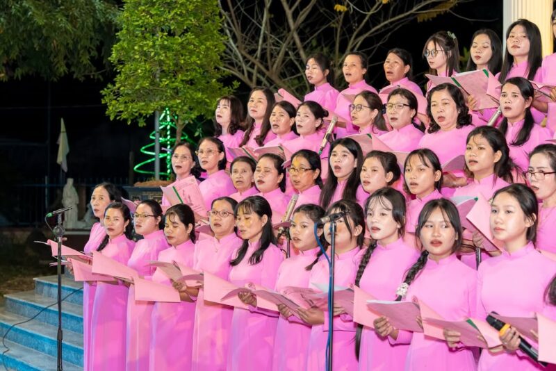 fb-422222558355253_1010534404450359