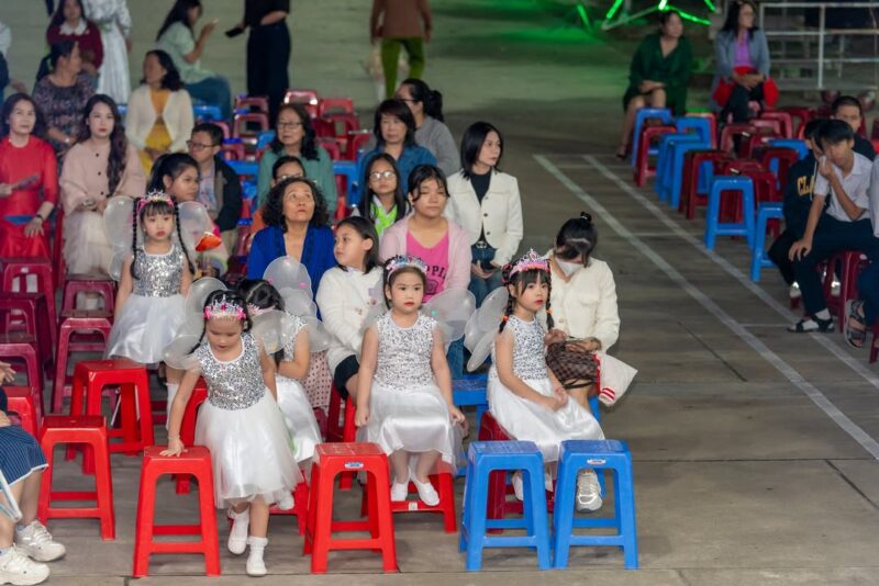 fb-422222558355253_1010908831079583