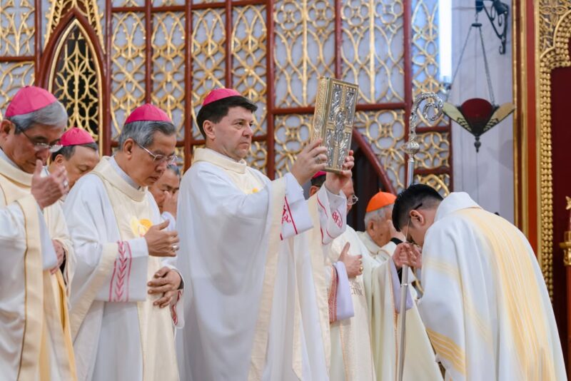 fb-356526171666570_955144423274752