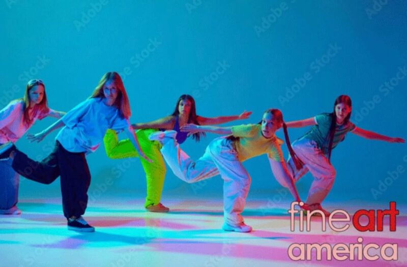 fb-356526171666570_919773513478510