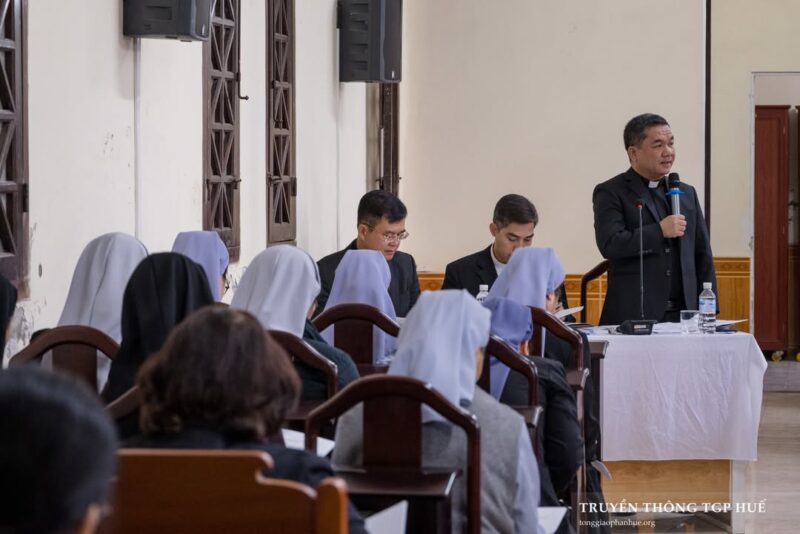 fb-356526171666570_924854566303738