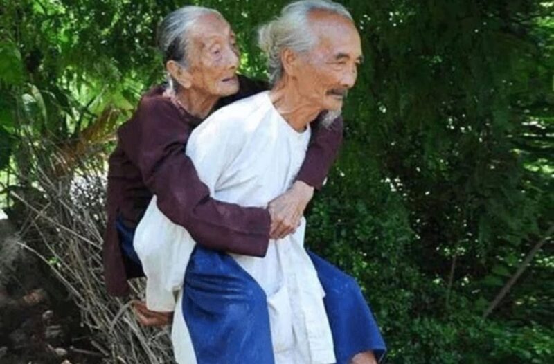 fb-356526171666570_928333549289173