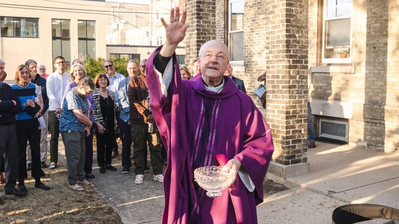 fb-355703527834405_1118068593697278