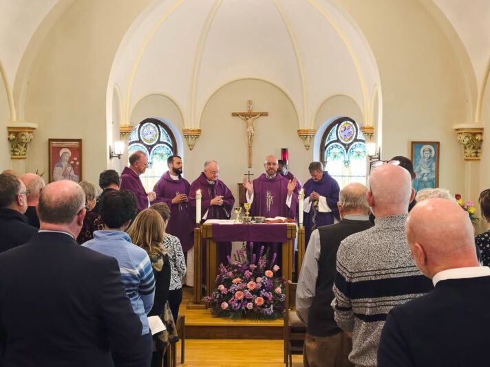 fb-355703527834405_1118068593697278