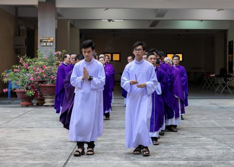 fb-422222558355253_1093148806188918