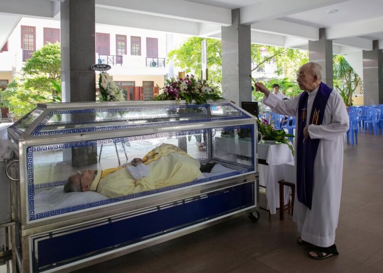 fb-422222558355253_1093145766189222