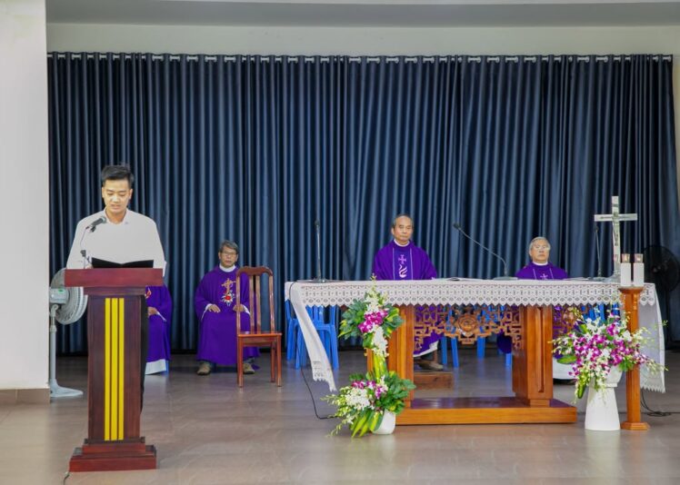 fb-422222558355253_1093136232856842