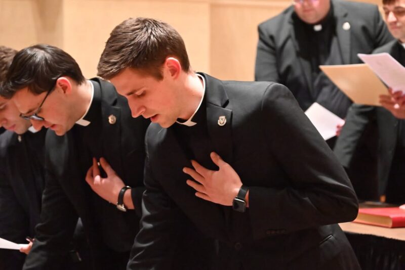 fb-355703527834405_1119566803547457