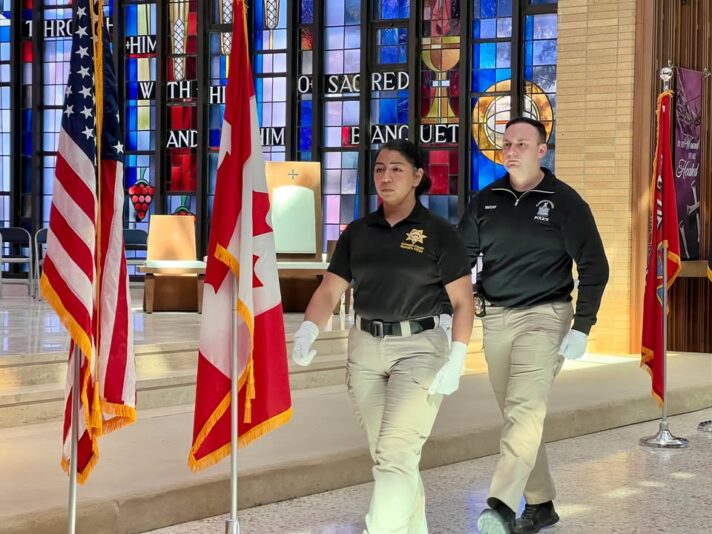 fb-355703527834405_1120544613449676