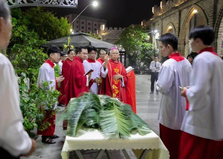 fb-422222558355253_1096194515884347