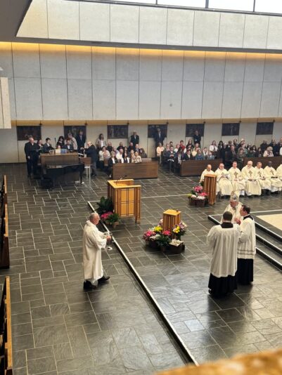 fb-149608895080801_1138440821656303