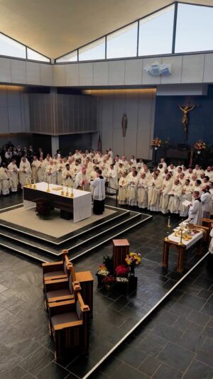 fb-149608895080801_1138393424994376