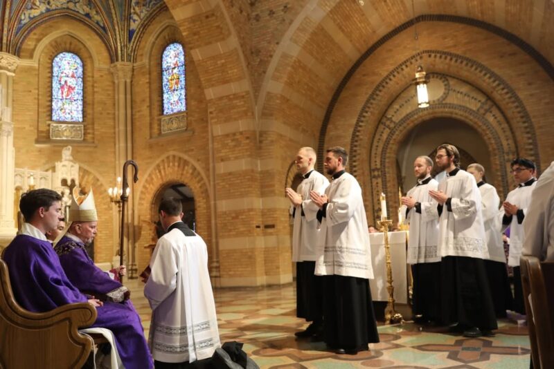 fb-272481673538_1099132288909825