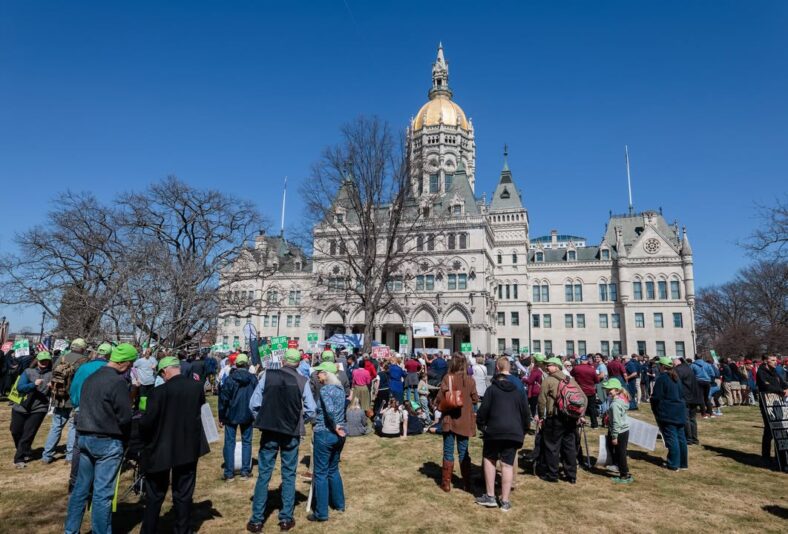 fb-424801330909662_1074554604698216