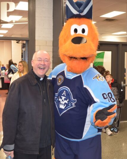 fb-355703527834405_1106776464826491